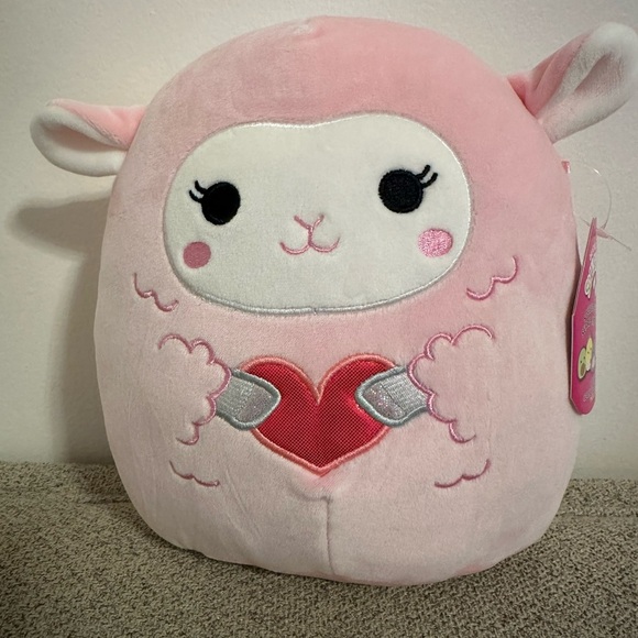 HTF Nwt 🐑 8" Lala The Lamb Squishmallow - Picture 1 of 8